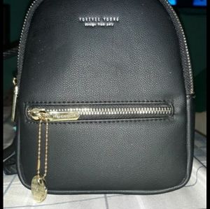 Forever young hand bag